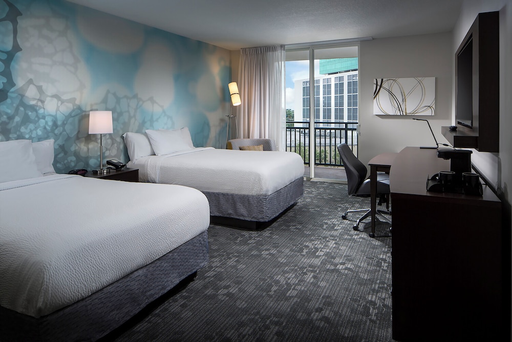 Room, 2 Double Beds (Mobility Accessible, Tub)