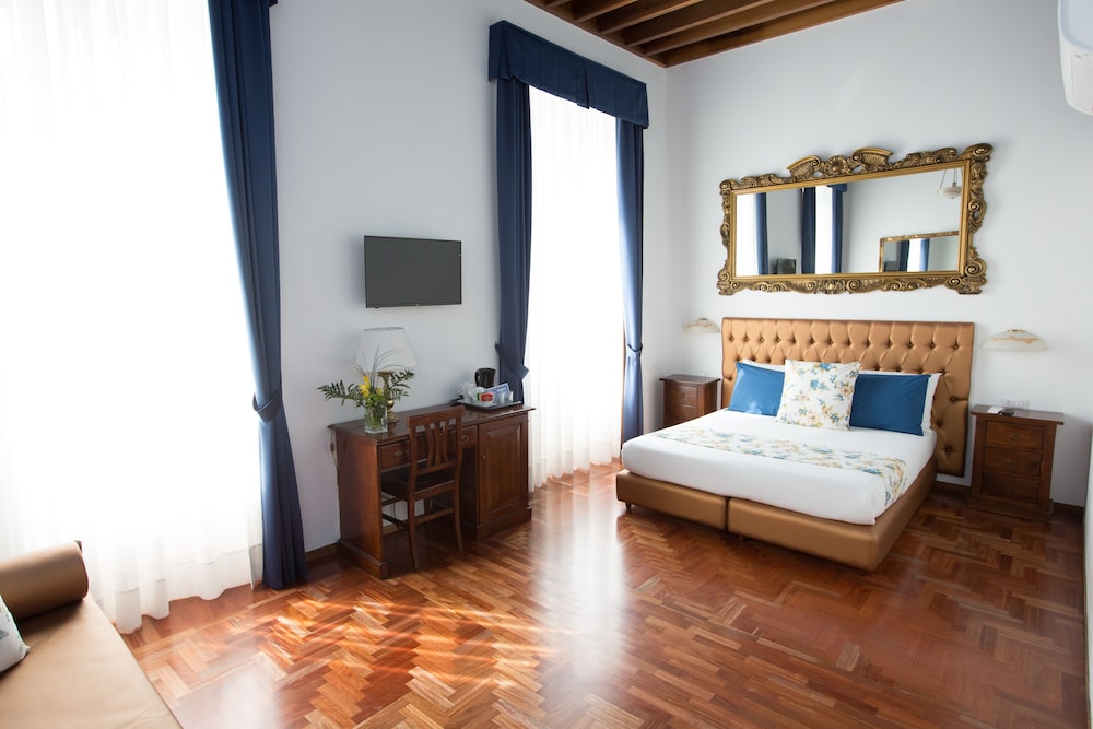 Deluxe Quadruple Room photo 1