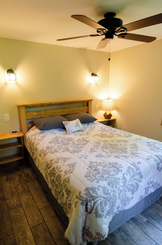 Panoramic Cabin, Lake View photo 2