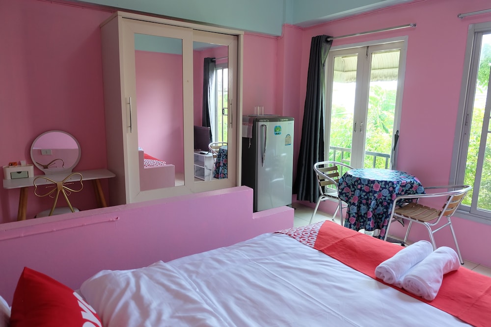 Deluxe Double Room - Photo 39