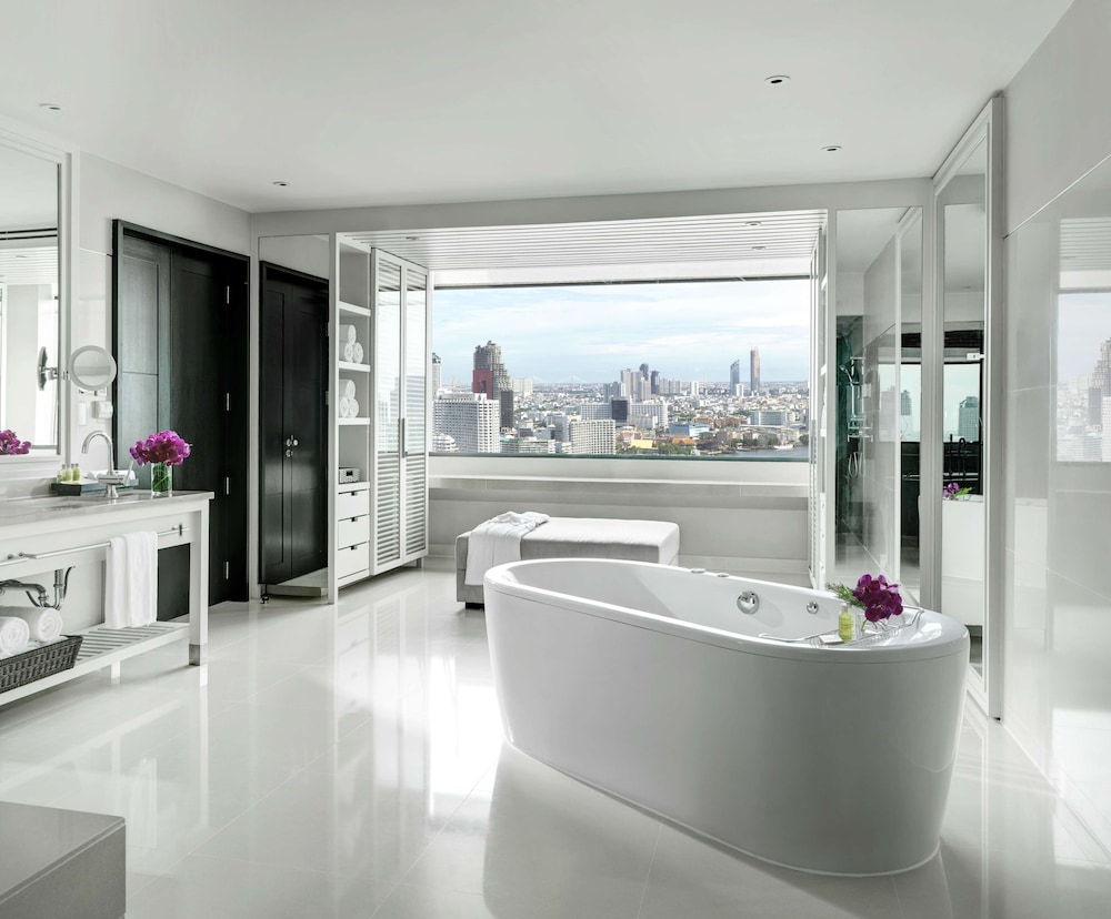 Royal Suite, 1 Bedroom, Club Lounge Access, River View