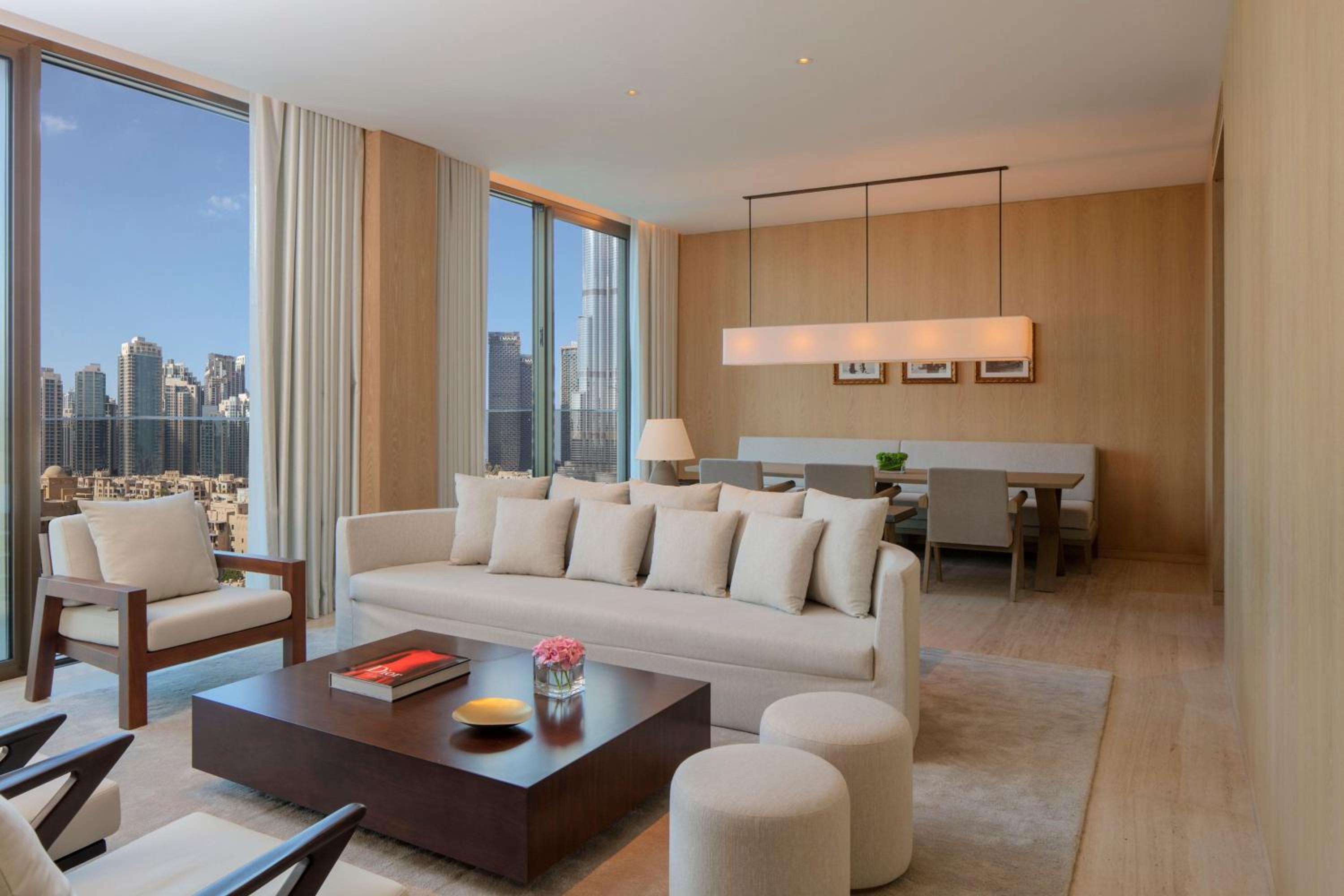 Premier One-Bedroom King Suite With Kitchen, Balcony And Burj Khalifa View