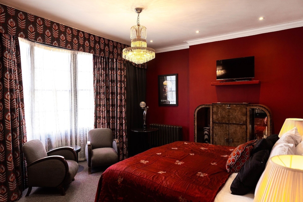 Deluxe Double Room, Ensuite (Legacia - Feature) photo 1