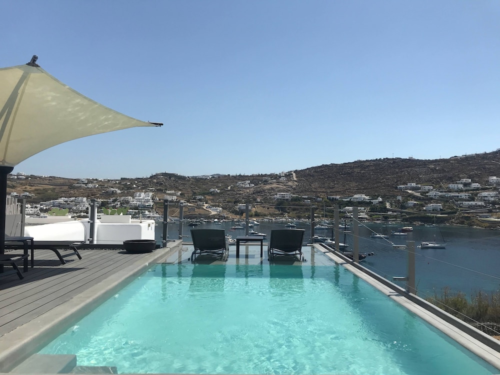 Villa, 1 Bedroom (Infinity Pool) - Photo 2