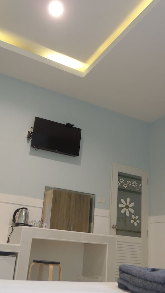 Standard Double Room - Photo 7