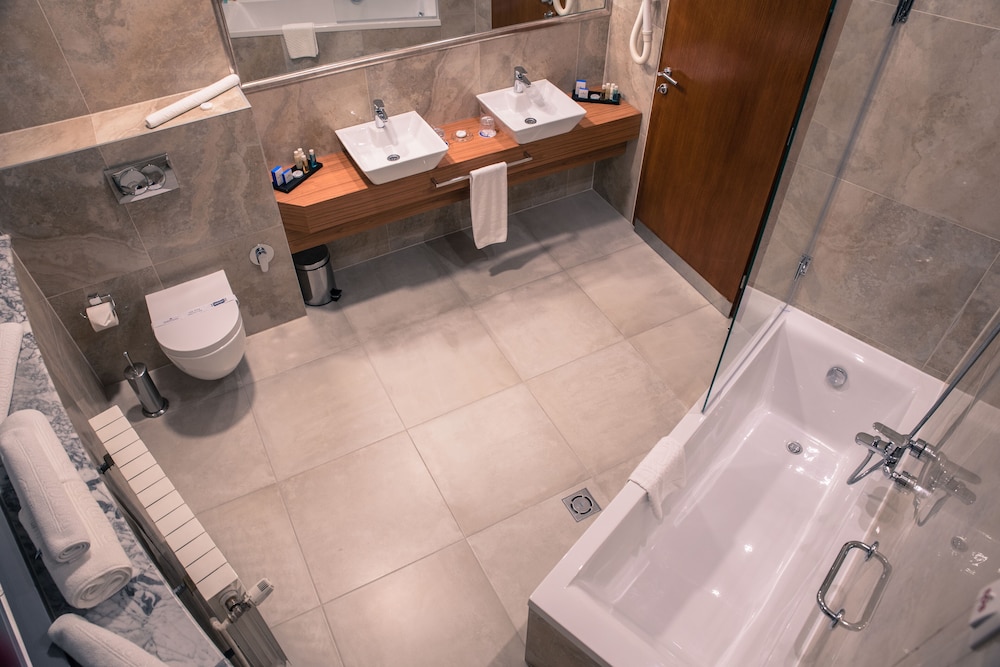 Deluxe Double or Twin Room, 1 Bedroom - Photo 4