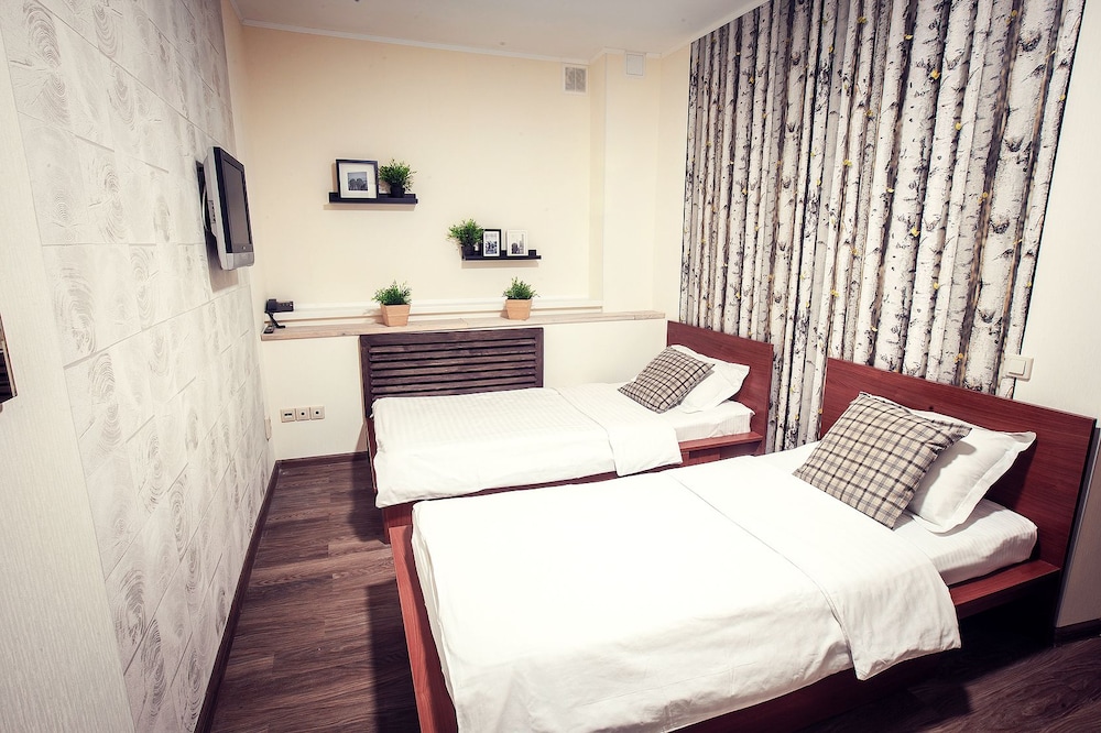 Basic Room, 1 Bedroom, No Windows photo 1