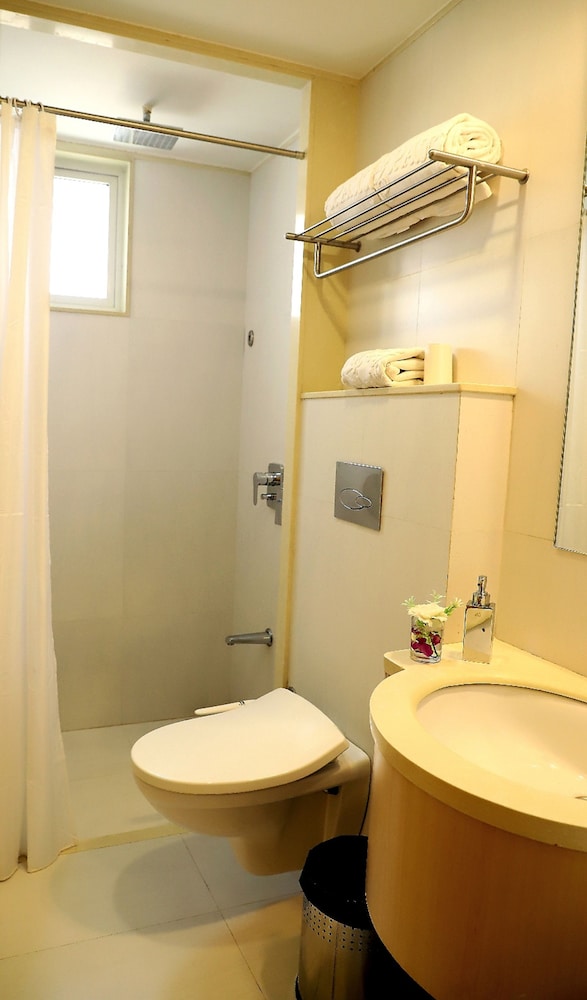 Corporate Suite photo 2