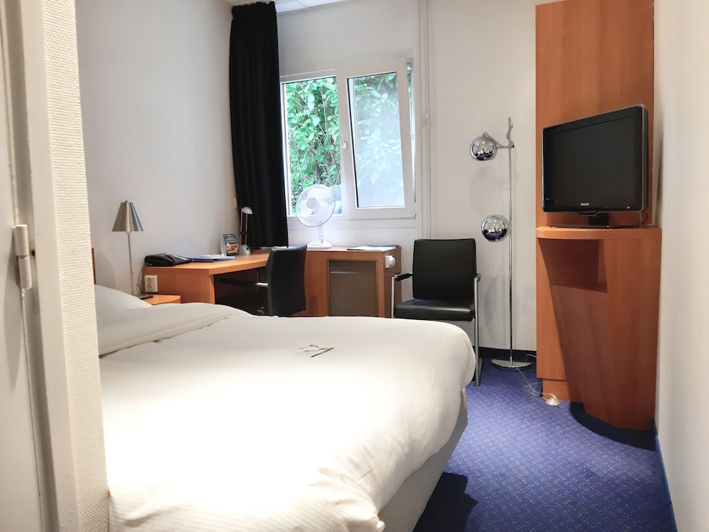 Economy Room photo 2