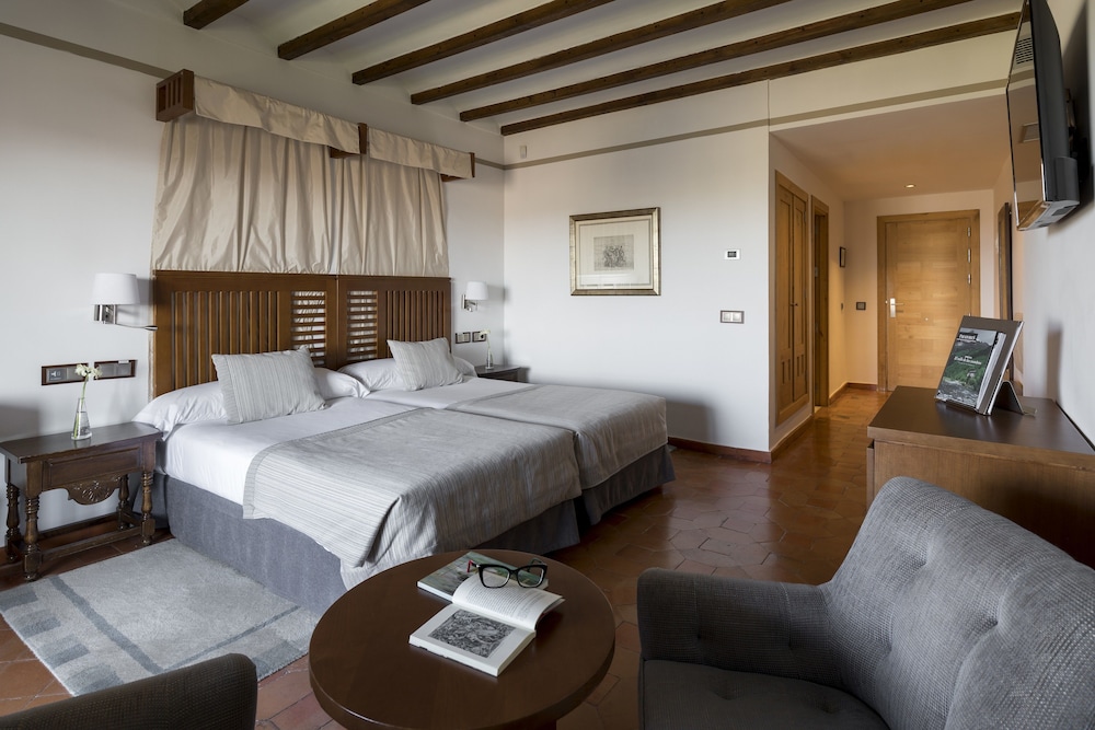 Superior Twin Room - Photo 2