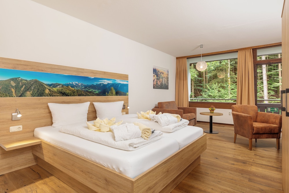 Standard Triple Room, 1 King Bed, Non Smoking