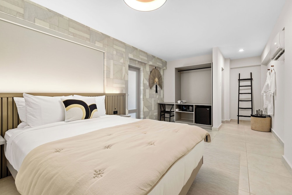 Superior Room, 1 Queen Bed