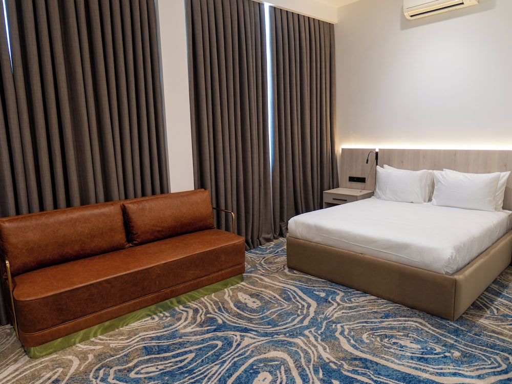 Junior Double Room, 1 King Bed