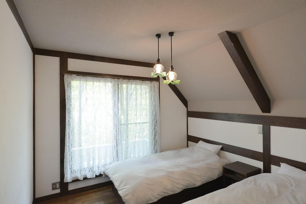 Western Style Room, Private Bathroom photo 2