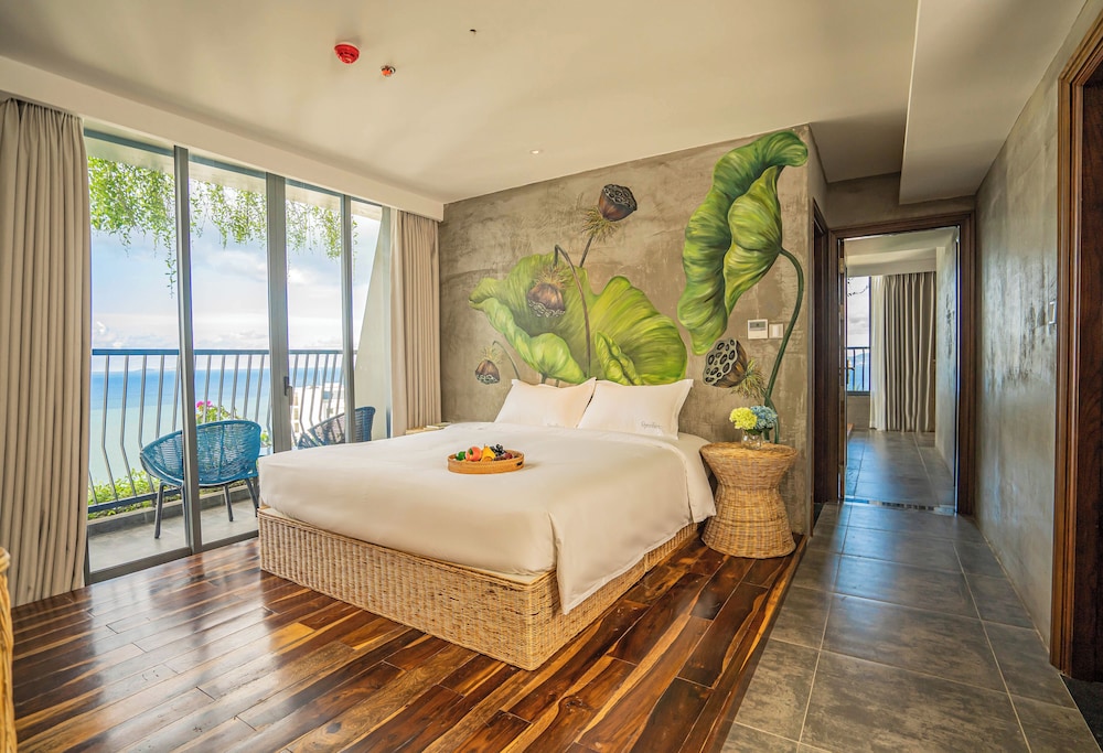 Grand Triple Room, Sea View