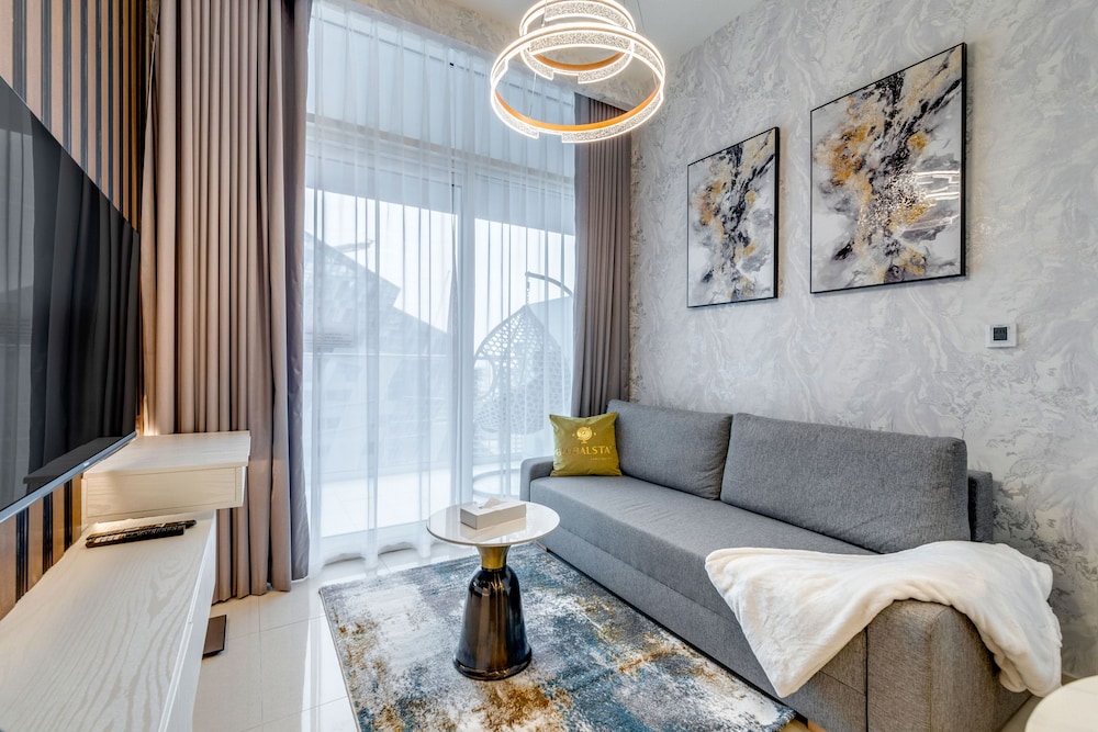 Premier Apartment, 1 Bedroom, Balcony, Canal View photo 1