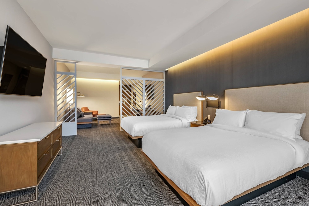 Suite, Multiple Beds - Photo 2