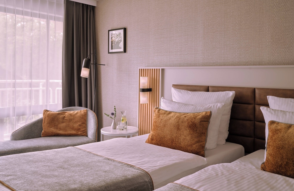 Comfort Room - Photo 2
