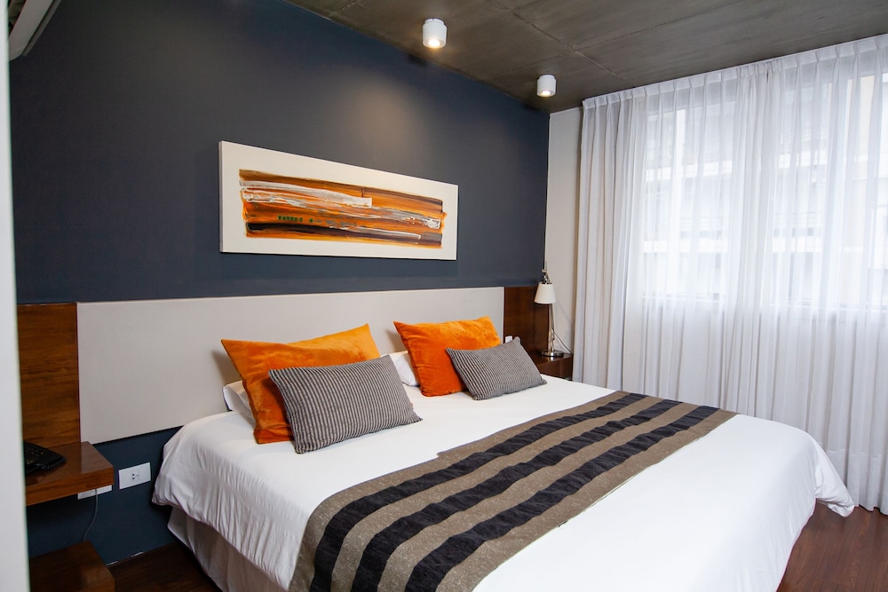 Standard Room, 1 Queen Bed photo 1