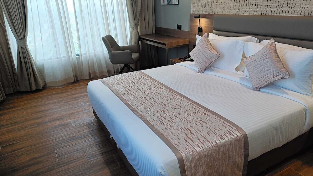 Executive Double or Twin Room, Balcony photo 2