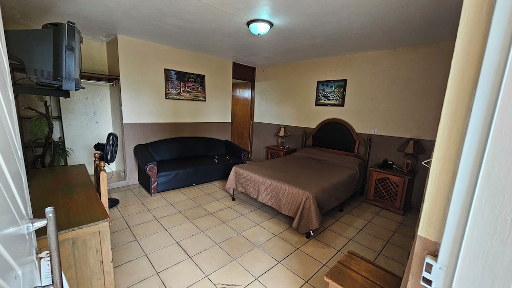 Economy Room photo 1