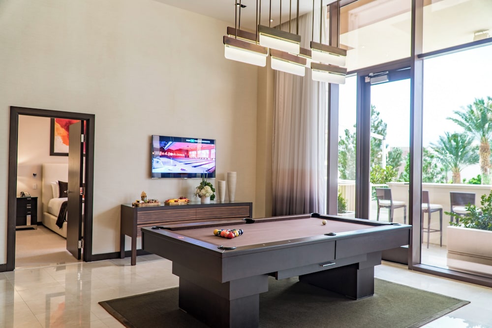 Grand Villa, 2 Bedrooms