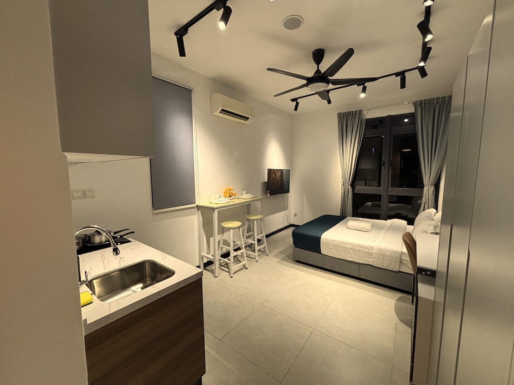 Traditional Apartment, 1 Bedroom, Non Smoking, Pool Access