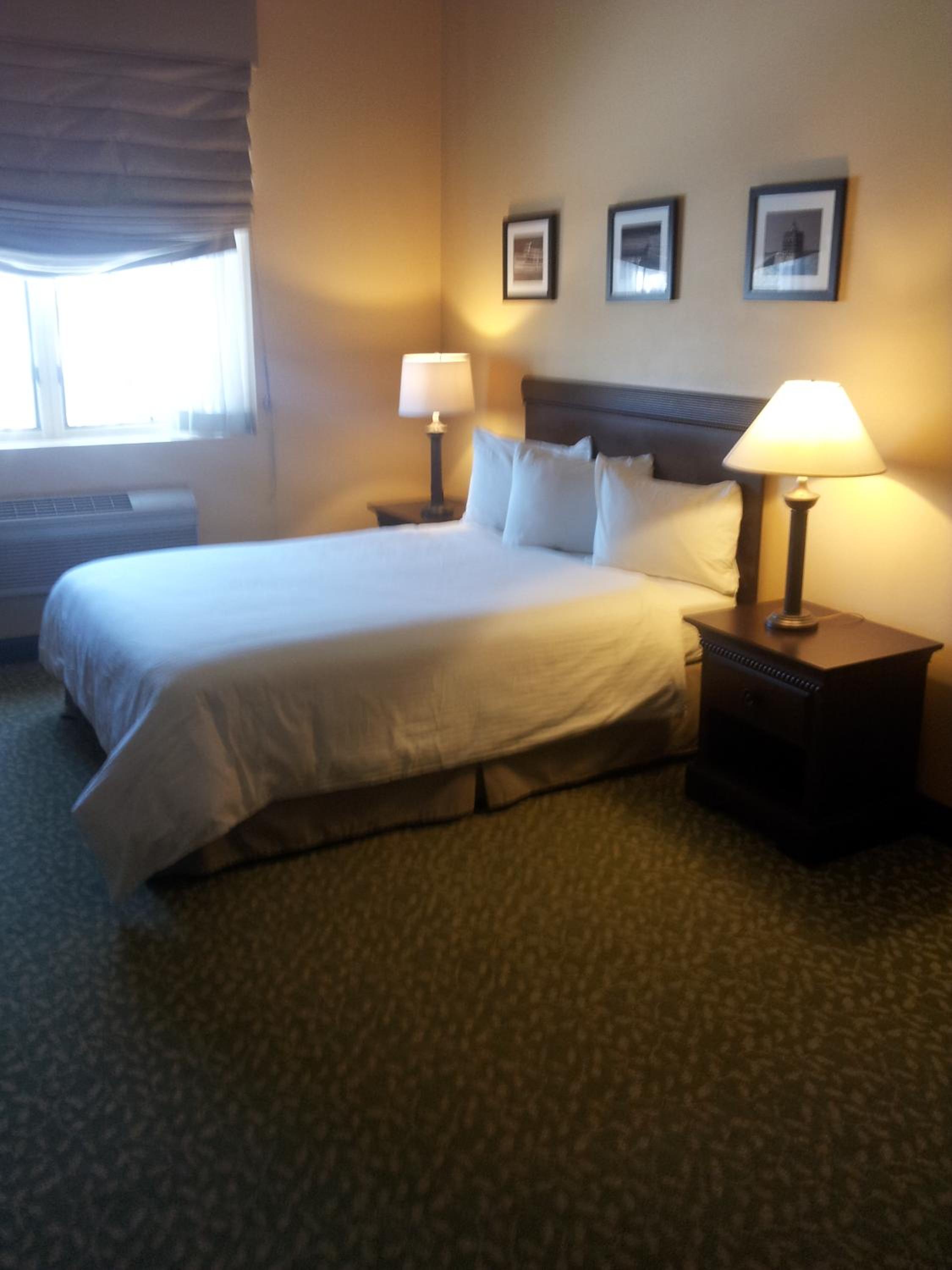 Queen Room- Disability Access