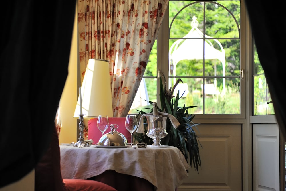 Luxury Suite photo 3