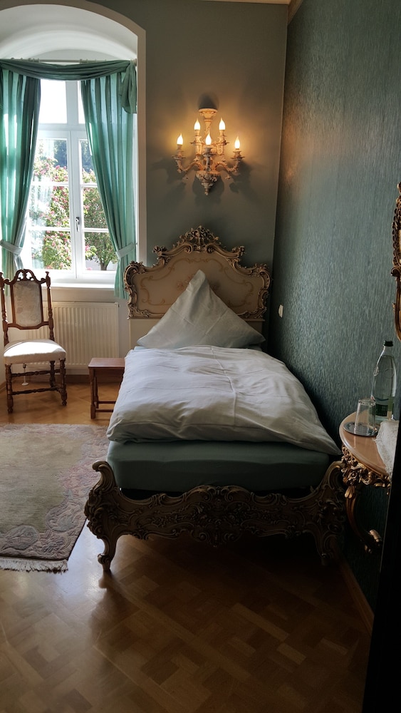 Basic Single Room