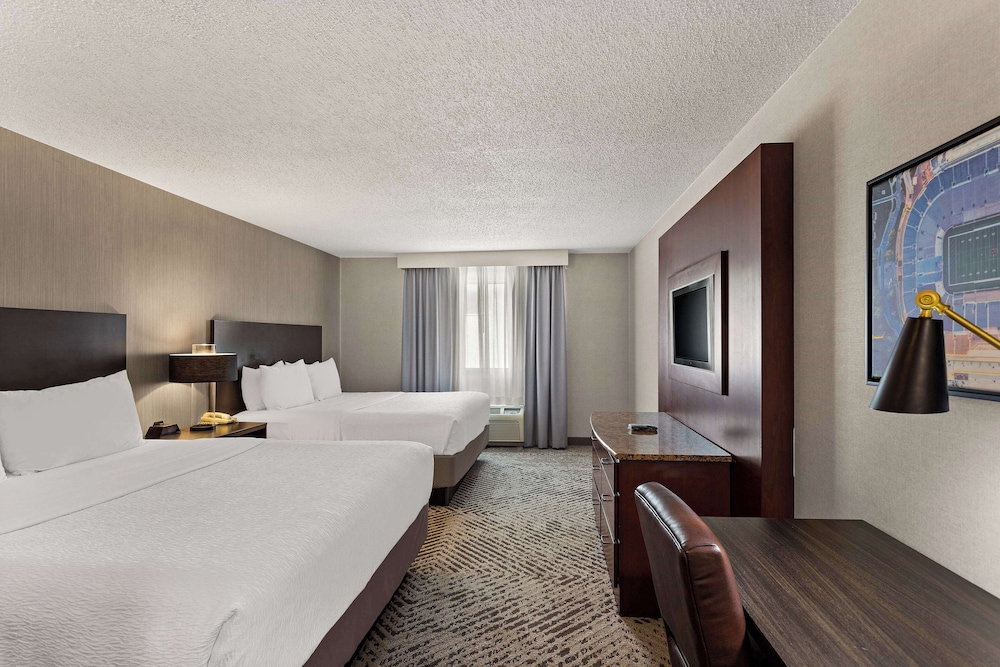 Room, Multiple Beds, Non Smoking - Photo 1