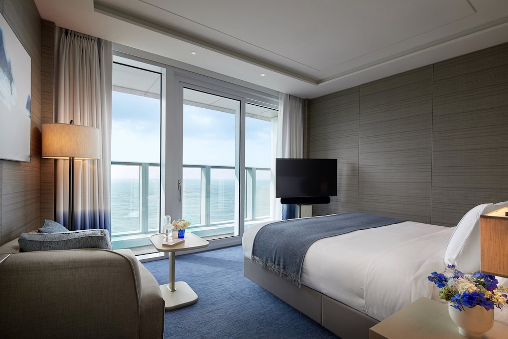 Grand Deluxe Double Mipo Harbor View (Dalmaji-Gil View) - Photo 1