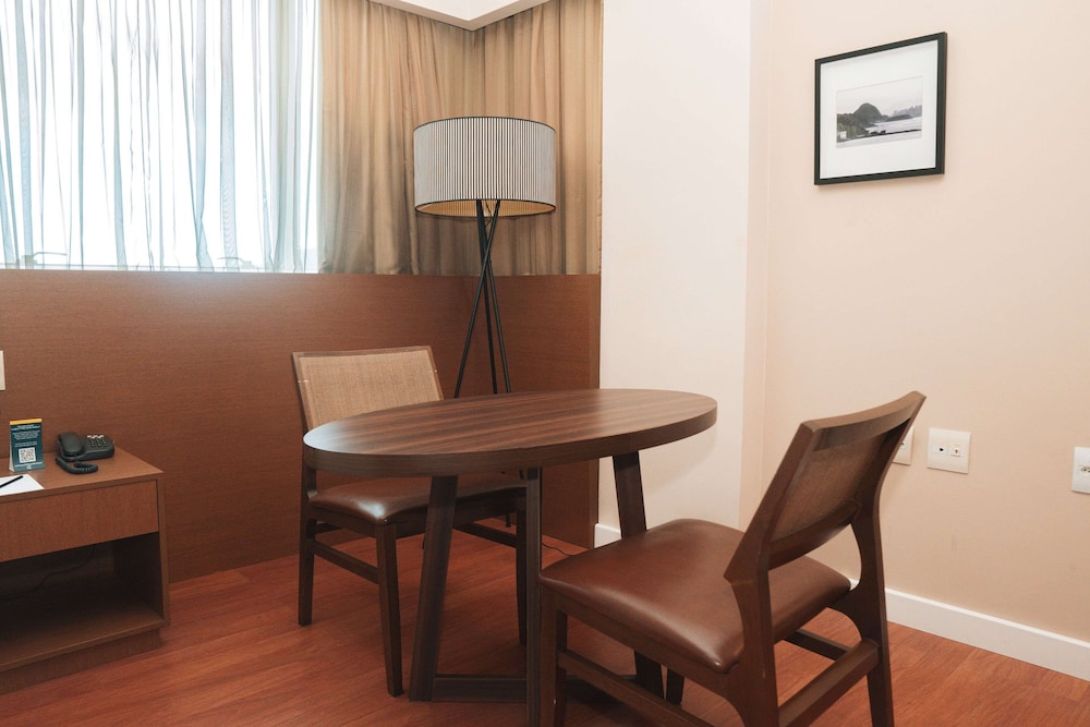 Room, 2 Twin Beds, Sea View