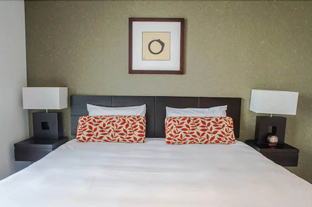 1 Bedroom Suite photo 1