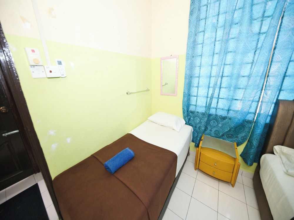 Deluxe Triple Room photo 3