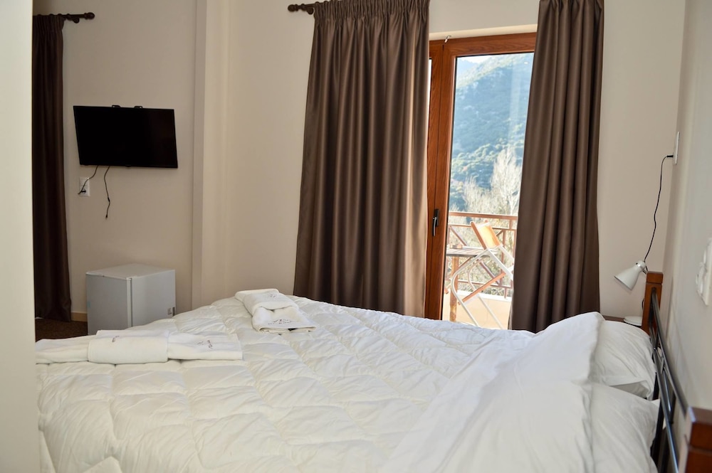 Double Room, Mountain View photo 2