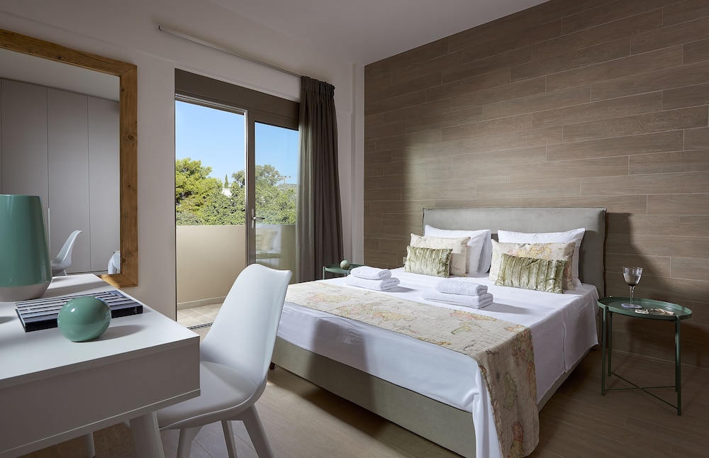 Rosemary - Elaia Luxury Top Floor Suite with Sea View