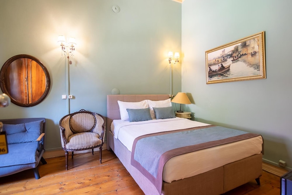 Family Double Room, Garden View
