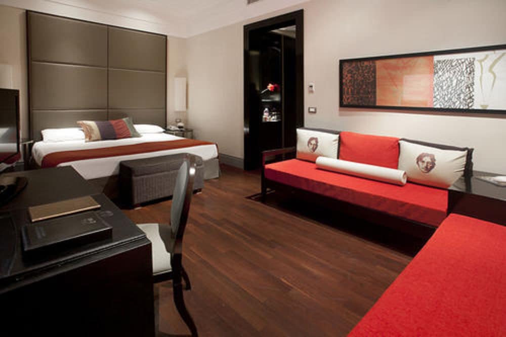 Junior Quadruple Room