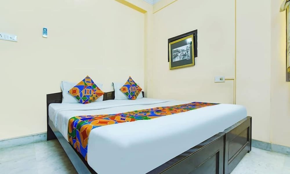 Deluxe Room - Photo 6