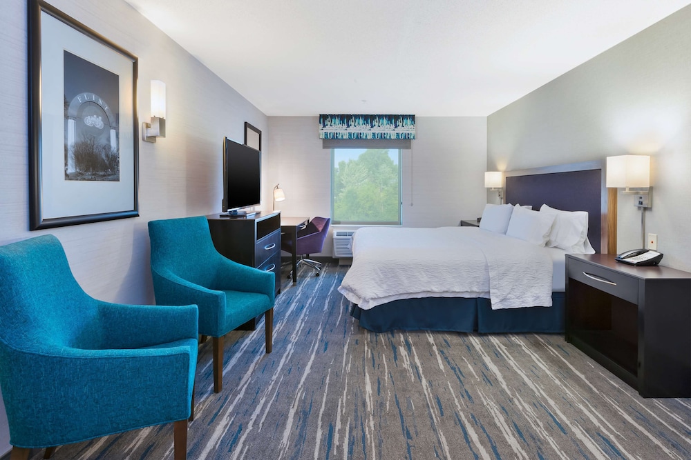 Suite, 1 King Bed, Accessible, Non Smoking - Photo 1
