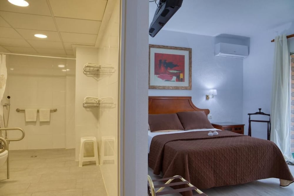 Quadruple Room photo 2