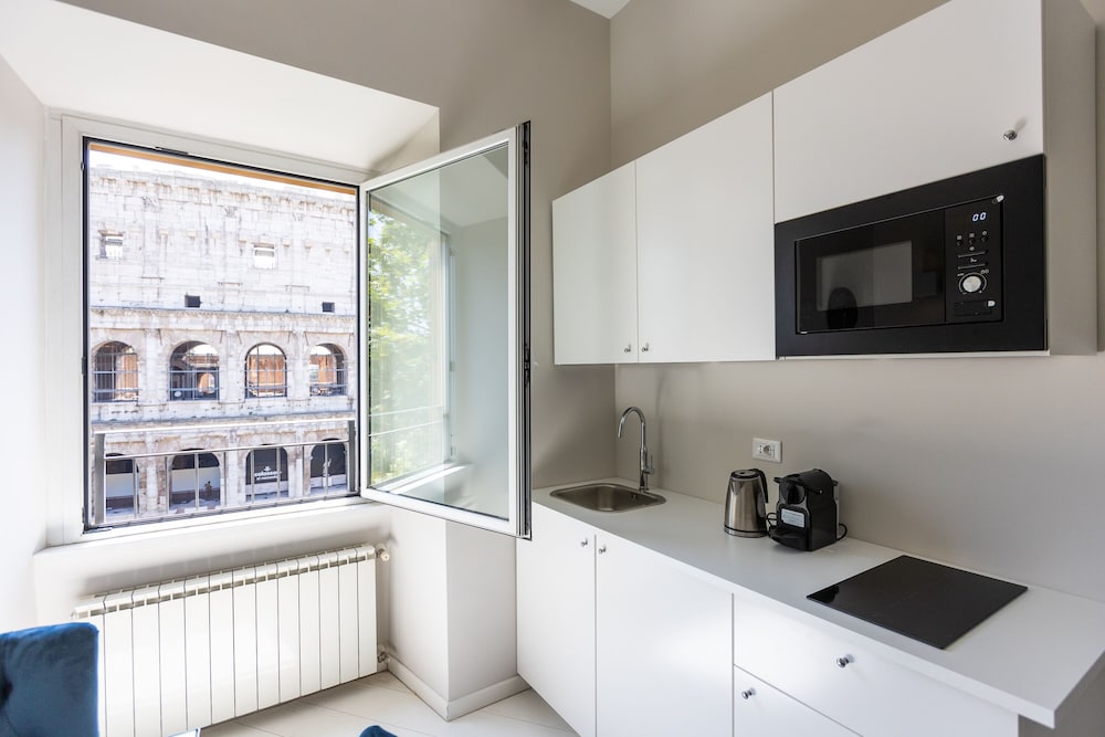 Exclusive Apartment, 1 Bedroom, City View photo 2