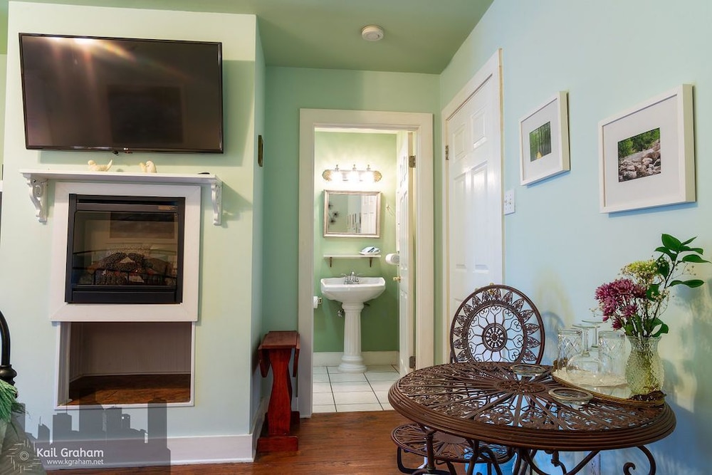 Cypress Cove Room photo 2