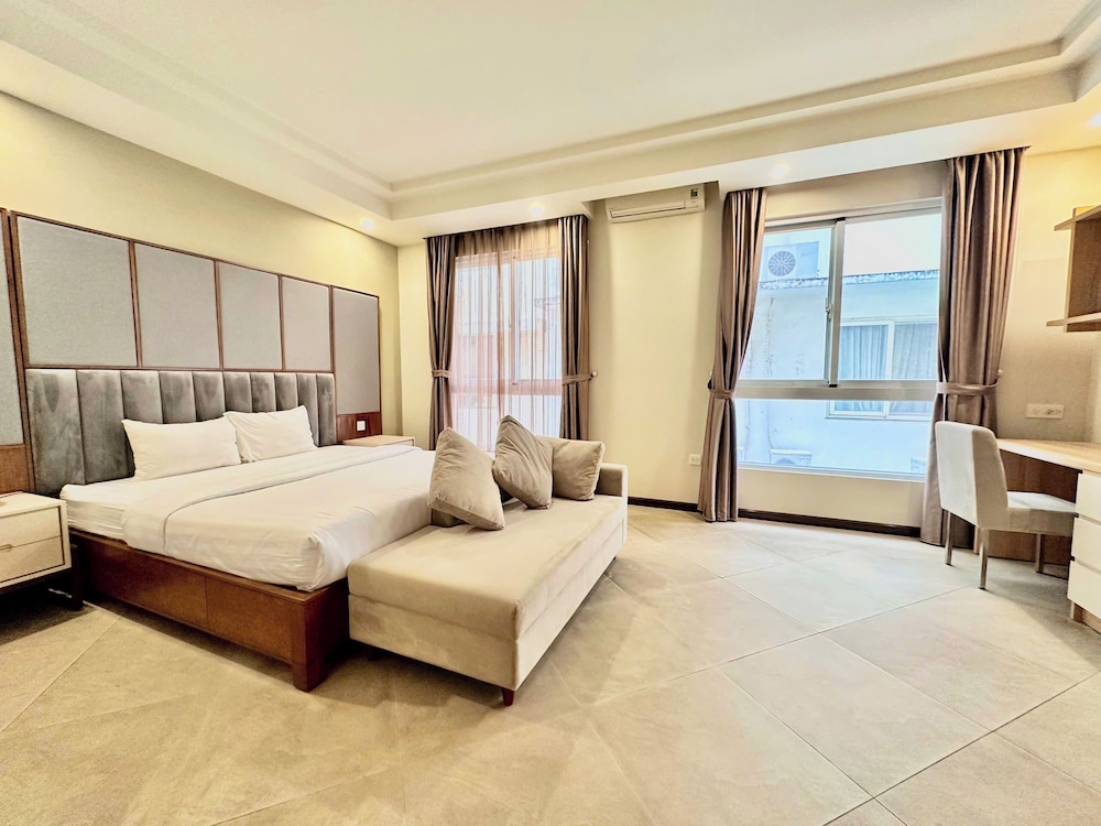 Standard Double Room, City View