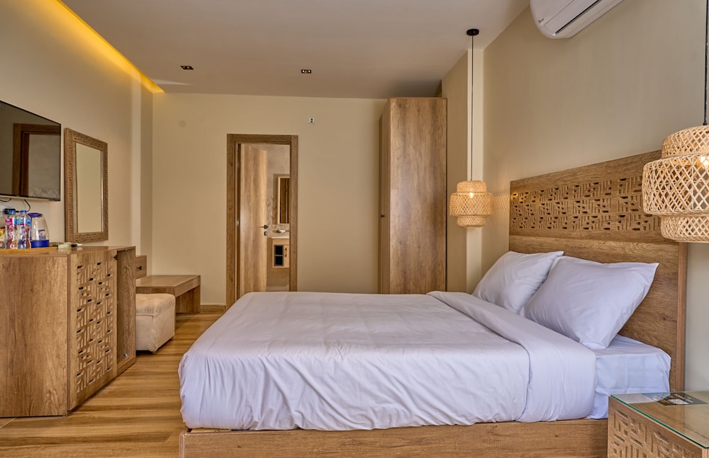 Luxury Suite photo 1