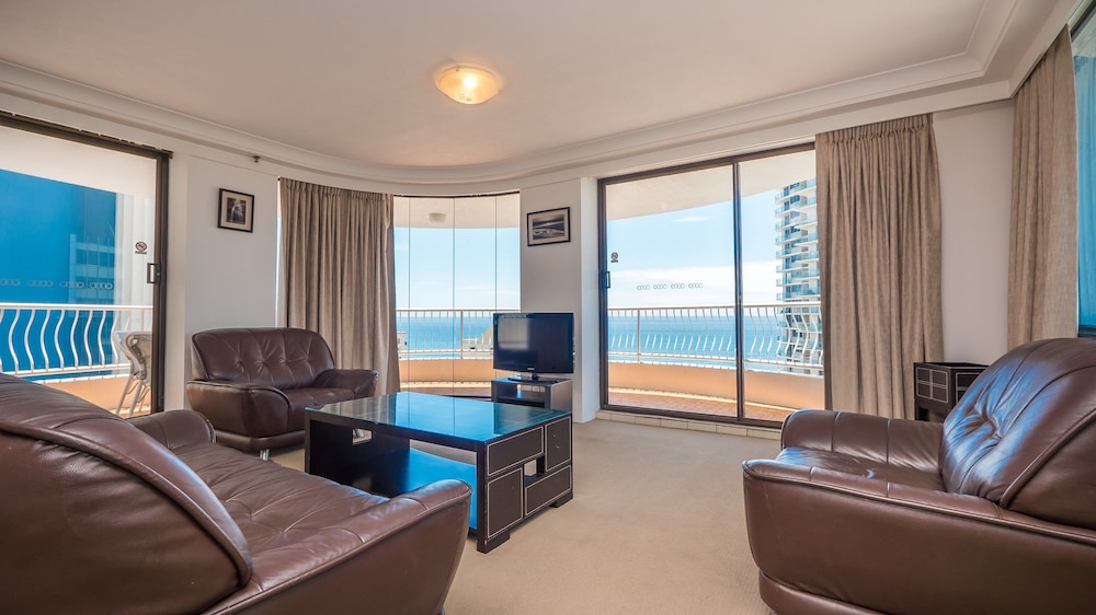 2 Bedroom Ocean View photo 3