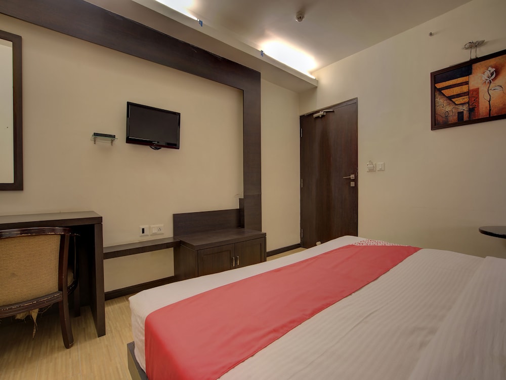 Deluxe Double or Twin Room, 1 Queen Bed photo 1