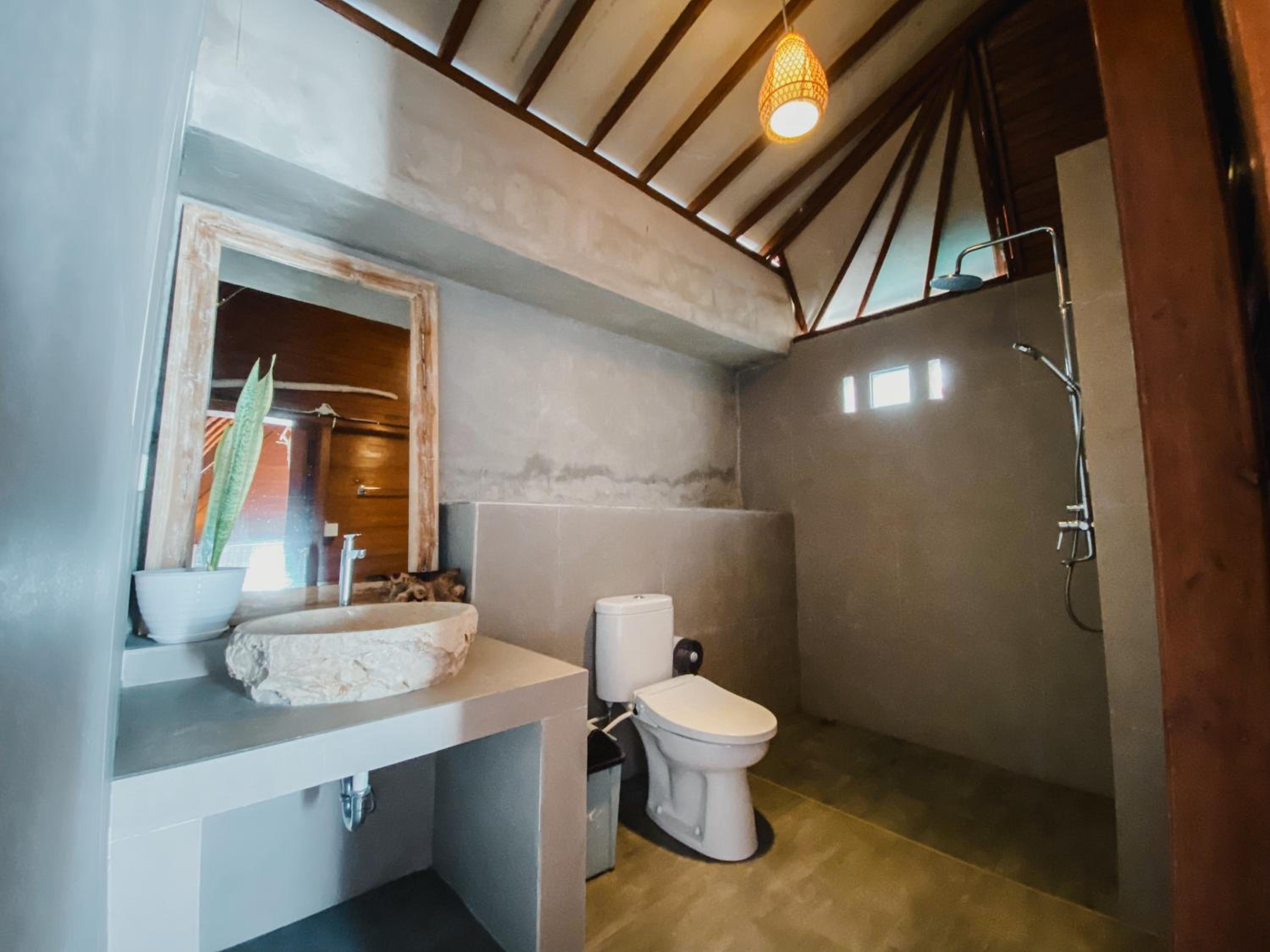 Deluxe Bungalow with Sea View - Photo 10