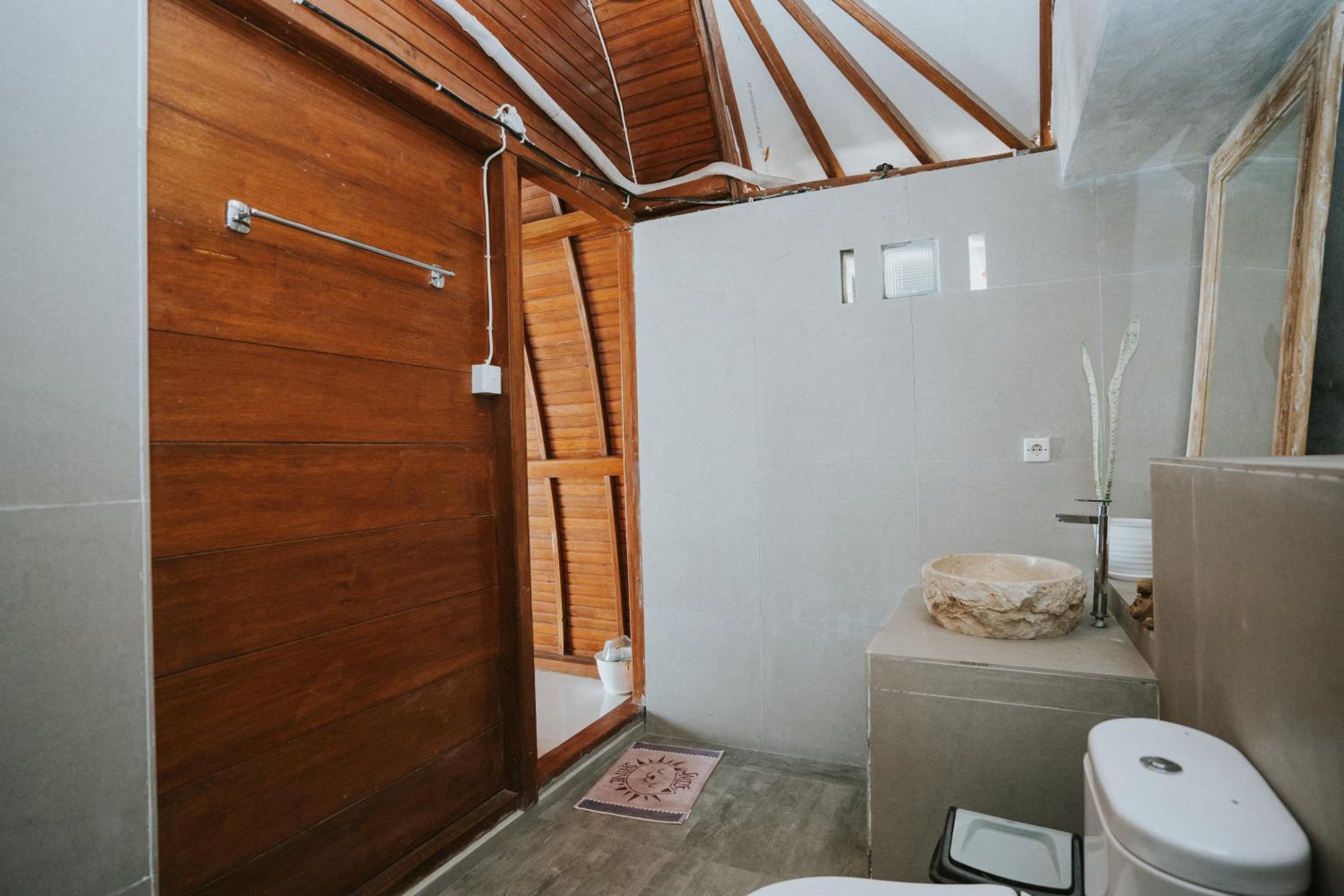 Deluxe Bungalow with Sea View - Photo 20